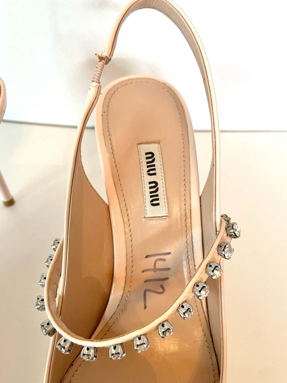 Miu Miu Light Pink Patent Leather Crystal Embellished Slingback Pumps Heel Sz 40 - Picture 4 of 7